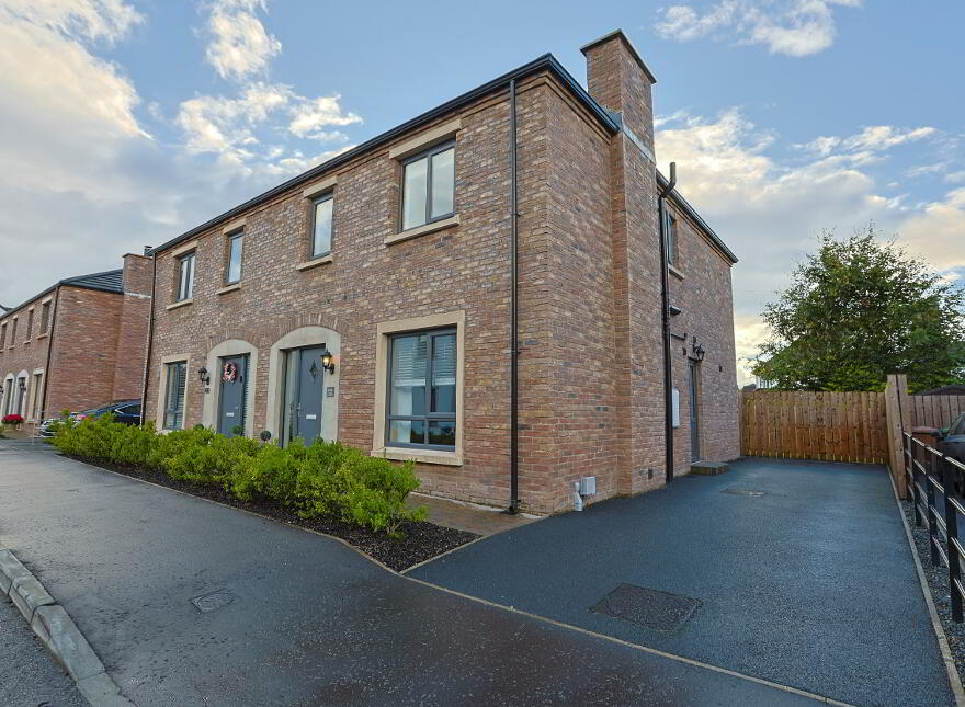 5 Bloomvale Meadow, Bleary, Portadown, BT63 5NZ photo