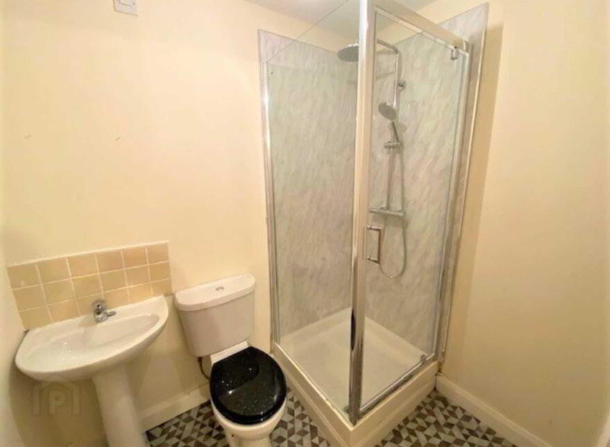 Apt 10 114, Templemore Avenue, Belfast, BT5 4FX