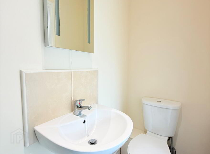 26 Phoenix Fields, Ballymena, BT42 2BF