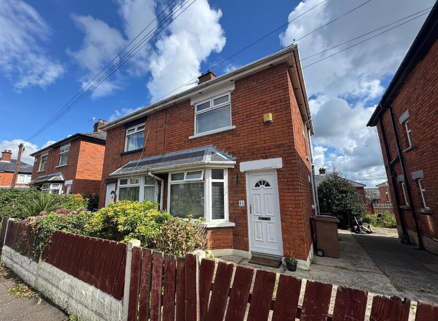 41 Serpentine Parade, Whitewell Road, Newtownabbey, BT36 7HD photo