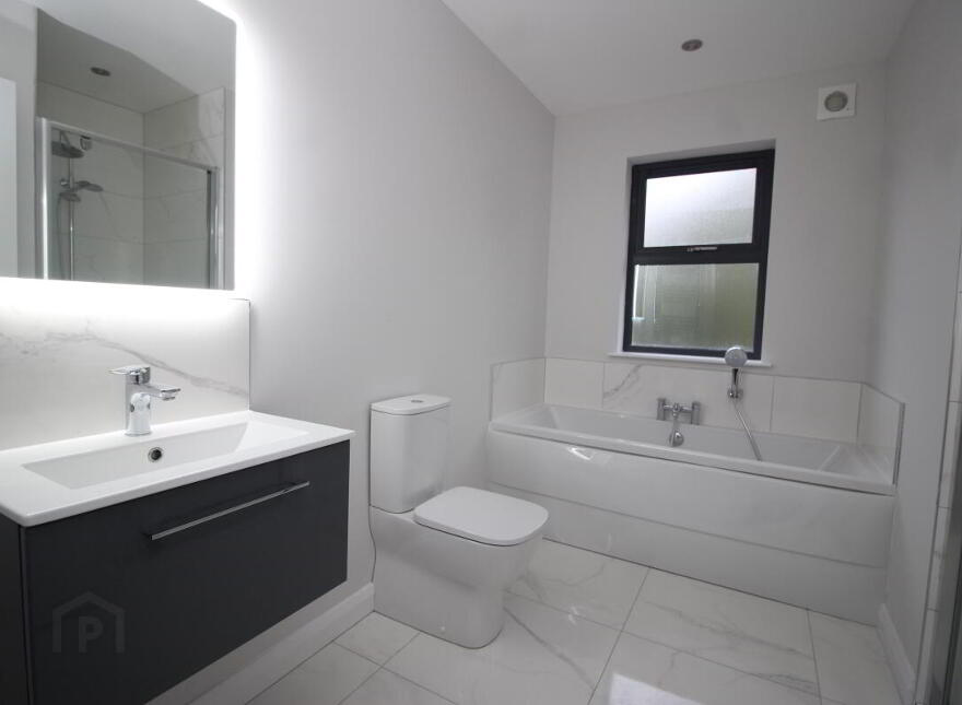 3 Oakwood Gate, 50 The Cutts, Dunmurry, Belfast, BT17 9HN