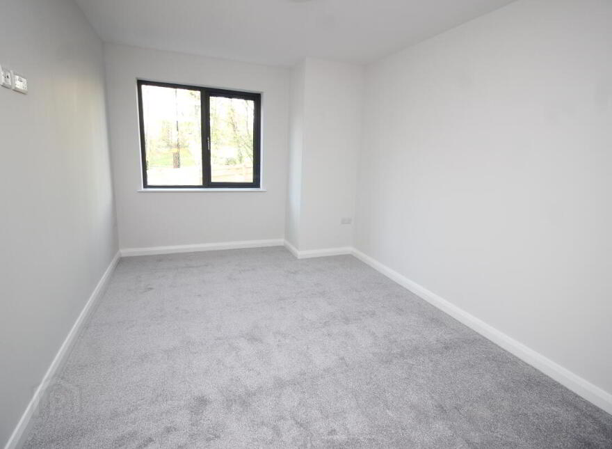 3 Oakwood Gate, 50 The Cutts, Dunmurry, Belfast, BT17 9HN