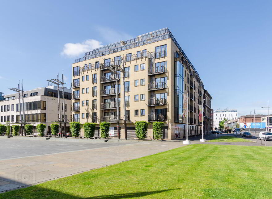 Apt 59 Custom House Square, 4 Ulster Street, Belfast, BT1 3EW photo