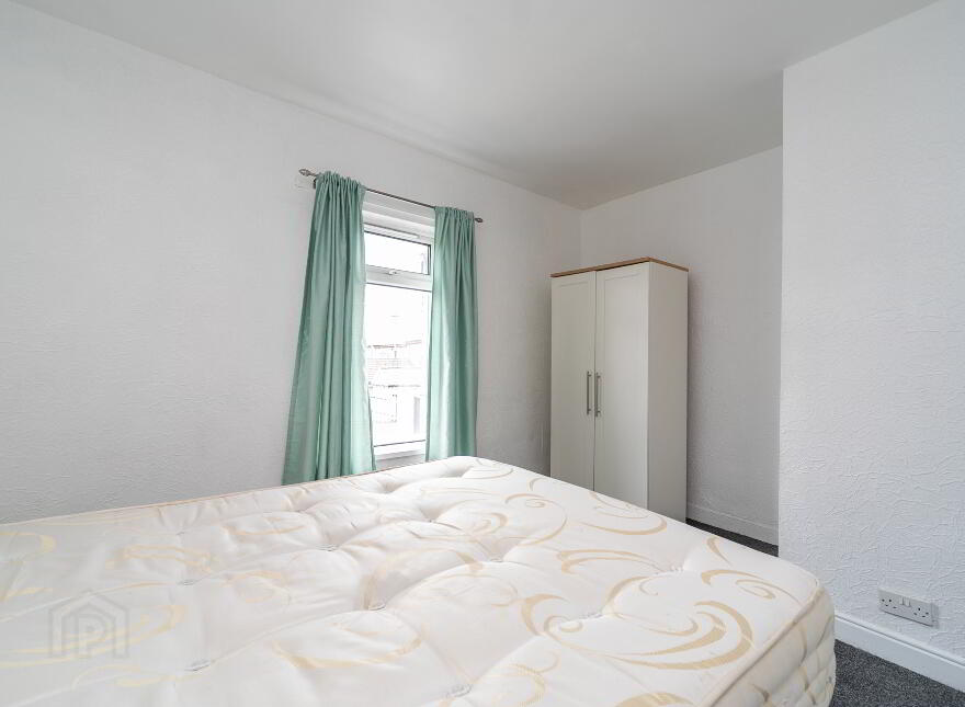 92 Benburb Street, Belfast, BT12 6JJ