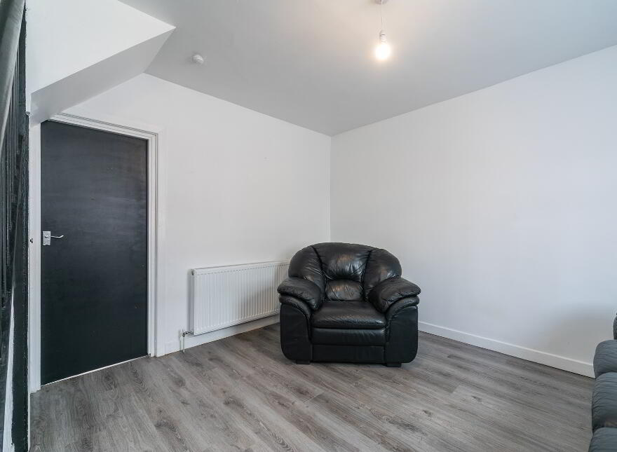 92 Benburb Street, Belfast, BT12 6JJ