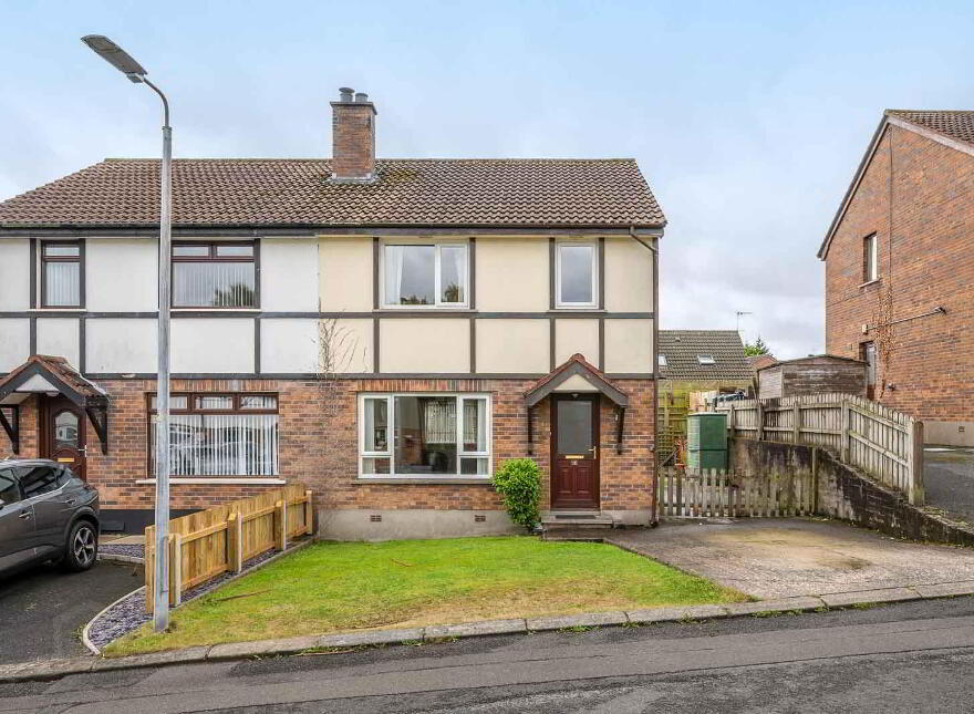 4 Glen Annesley Mews, Bangor, BT19 7GP photo