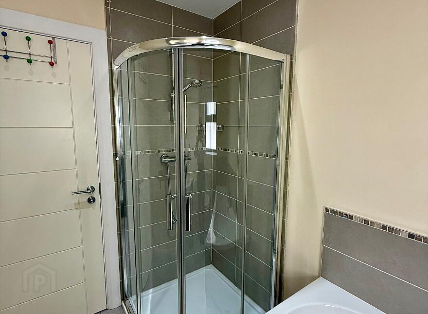 9 Victoria Gate, Waterside, Derry, BT47 2TQ