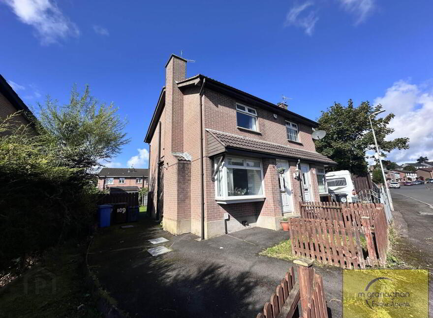 109 Hazelwood Avenue, Stewartstown Road, Belfast, BT17 0SZ photo
