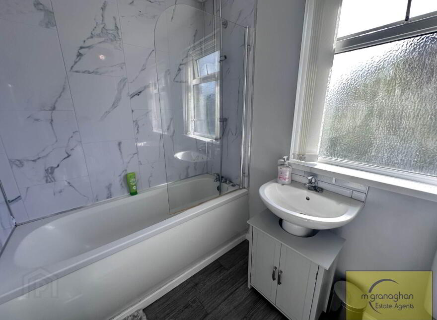 109 Hazelwood Avenue, Stewartstown Road, Belfast, BT17 0SZ