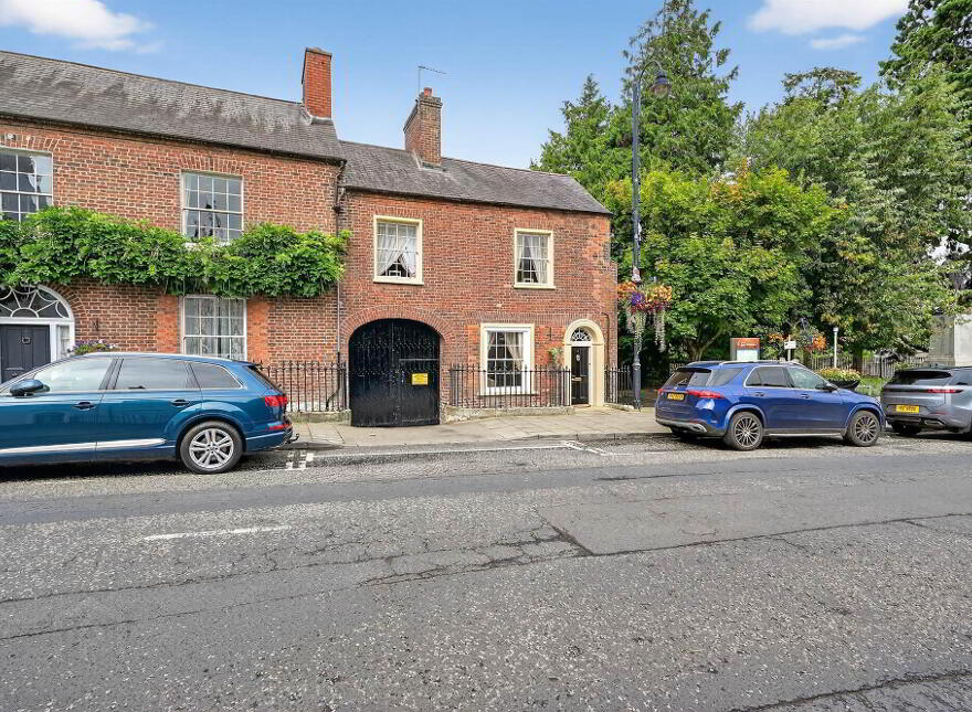 Number Five, 5 Main Street, Royal Hillsborough, BT26 6AE photo