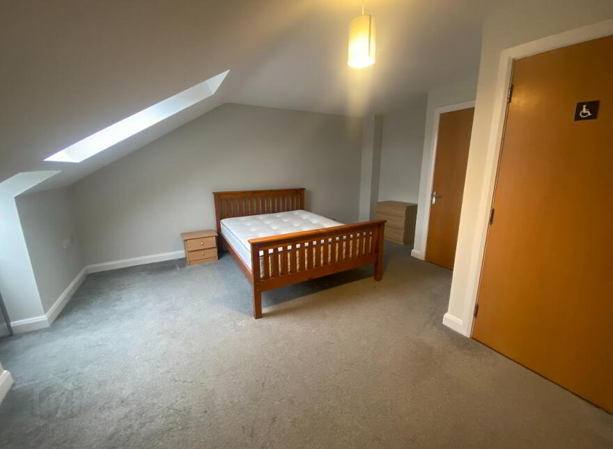 Apt 21, Hawthornden Building, Old Bakers Court, Belfast, BT6 8QU