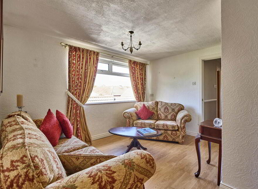 13 Station Road, Carnalea, Bangor, BT19 1HD