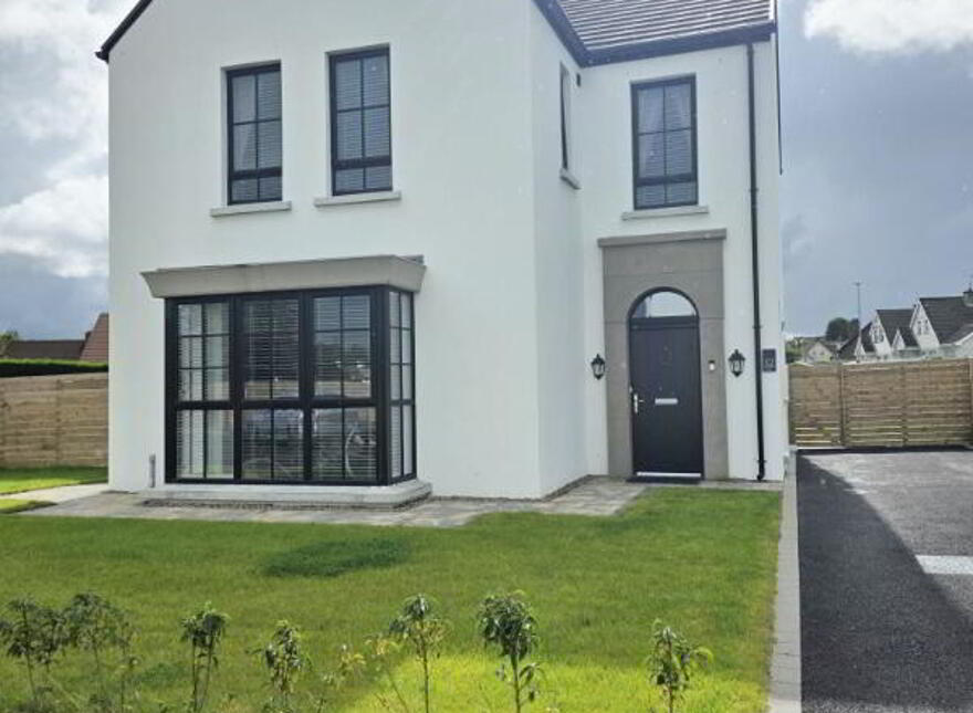 12 Willow Way, Derry, BT48 0TA photo