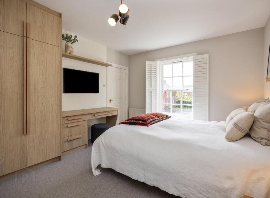 22 Kilwarlin Avenue, Hillsborough, BT26 6LQ