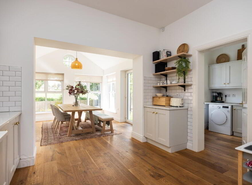 22 Kilwarlin Avenue, Hillsborough, BT26 6LQ
