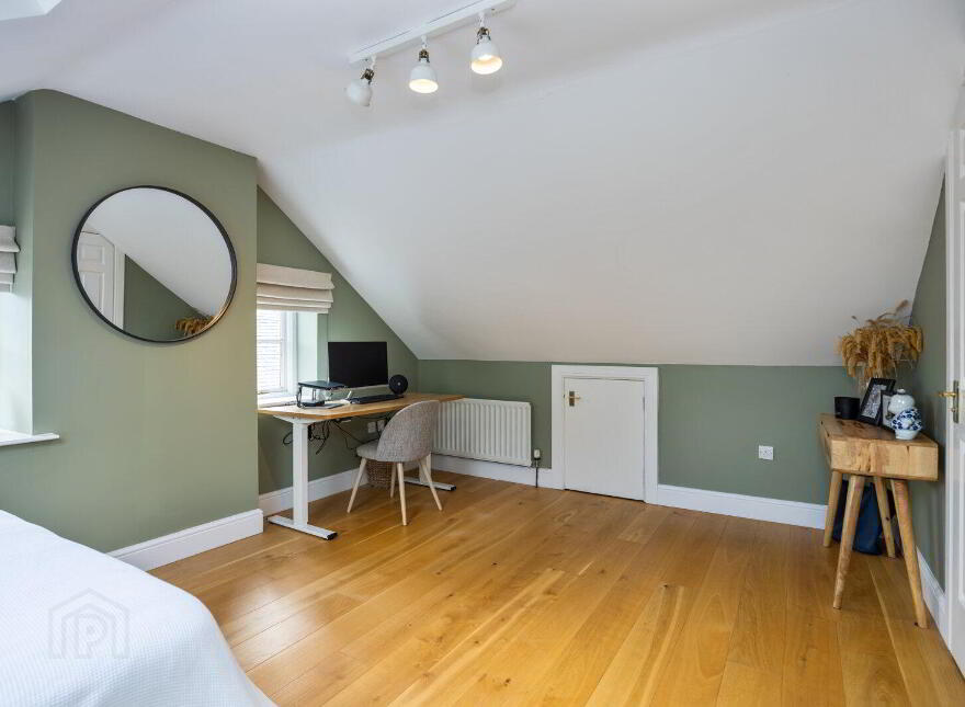 22 Kilwarlin Avenue, Hillsborough, BT26 6LQ