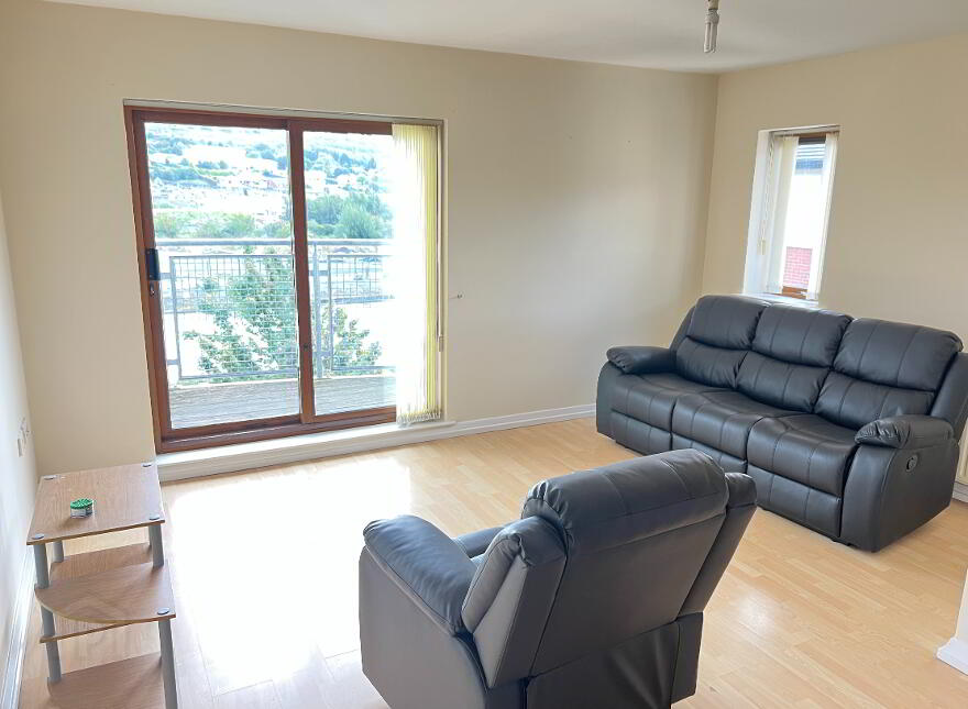 31 Cois Locha, Newry, BT35 8WE