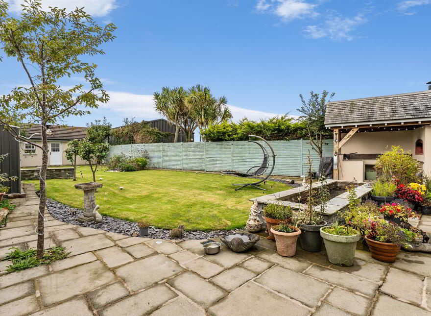 16 Manse Road, Kircubbin, Newtownards, BT22 1DR