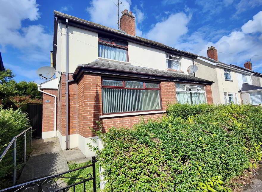 90 Joanmount Gardens, Belfast, BT14 6NY