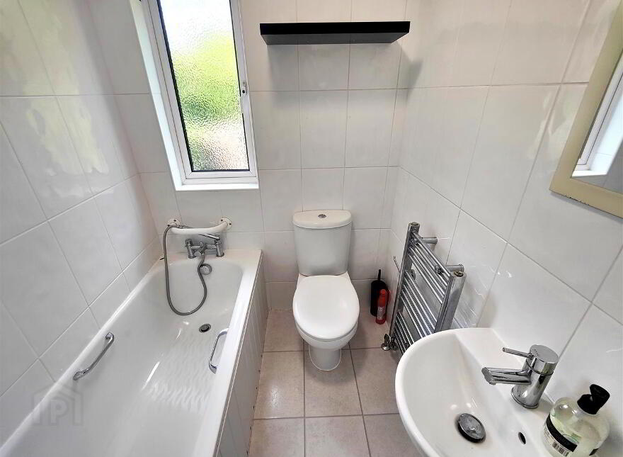 90 Joanmount Gardens, Belfast, BT14 6NY