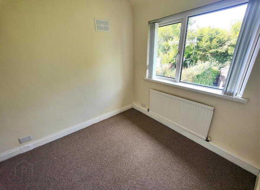 90 Joanmount Gardens, Belfast, BT14 6NY