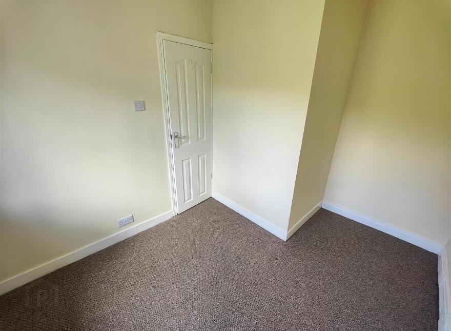 90 Joanmount Gardens, Belfast, BT14 6NY