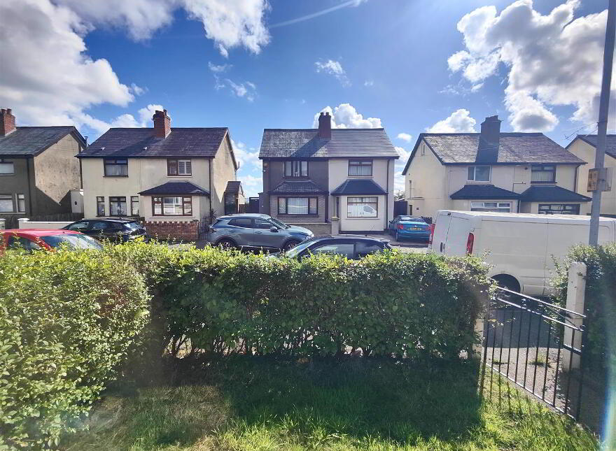 90 Joanmount Gardens, Belfast, BT14 6NY