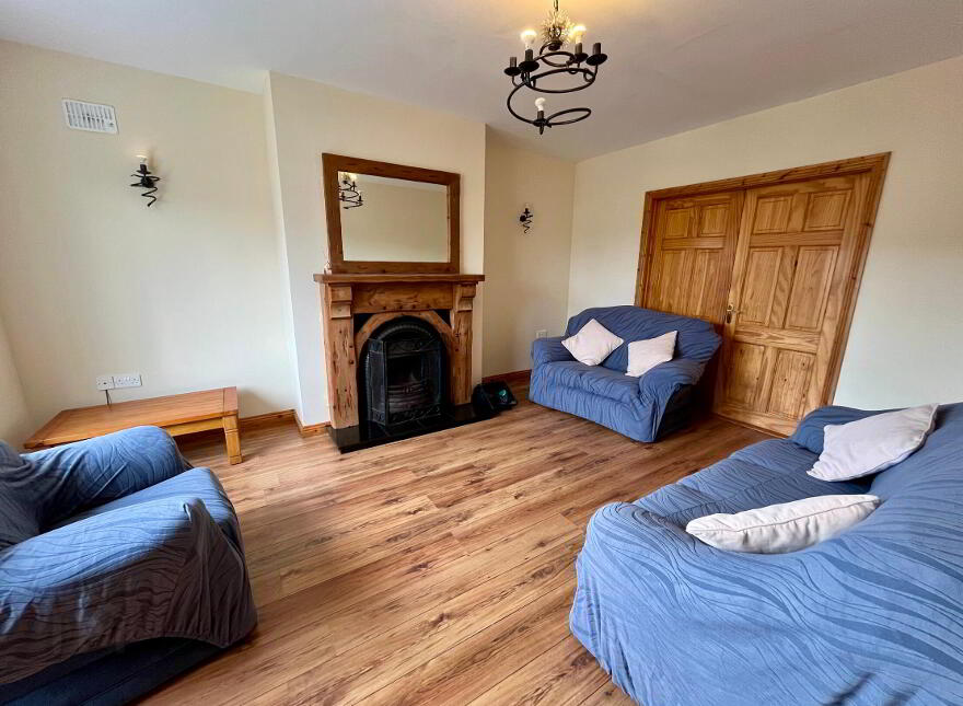 No. 9 Churchfield, Dromahair, F91X5K5
