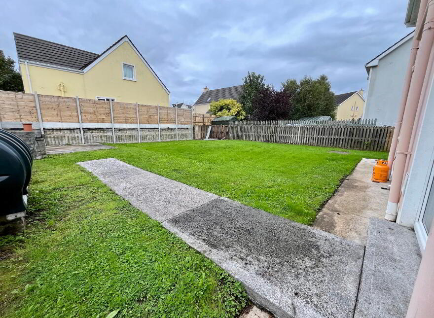 No. 9 Churchfield, Dromahair, F91X5K5
