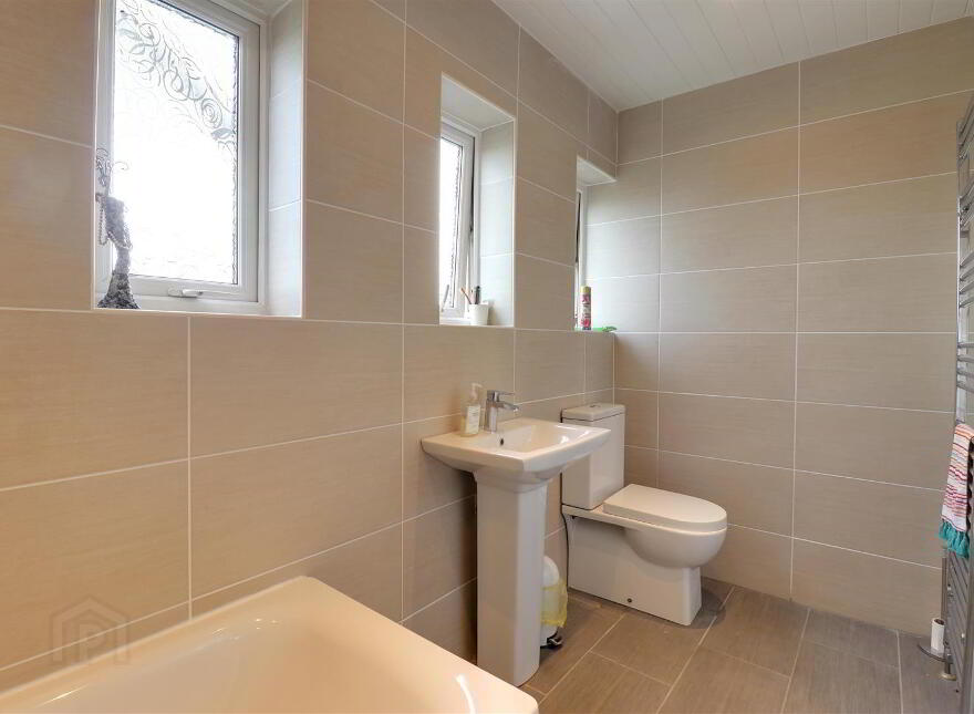 21 Stranmore Avenue, Newtownards, BT23 8JU