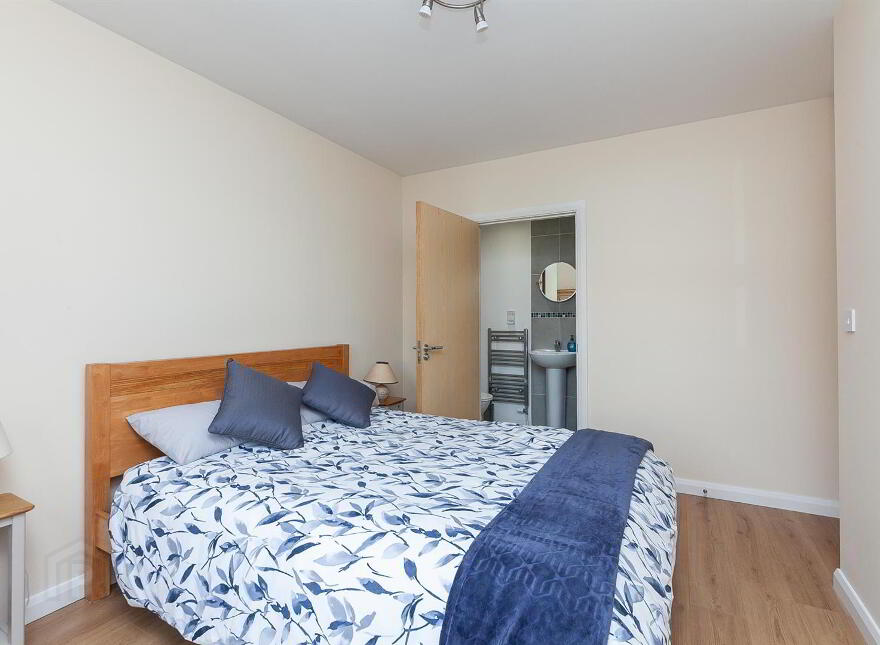 9 Loughshore Courtyard, Whiteabbey, Newtownabbey, BT37 0ZS
