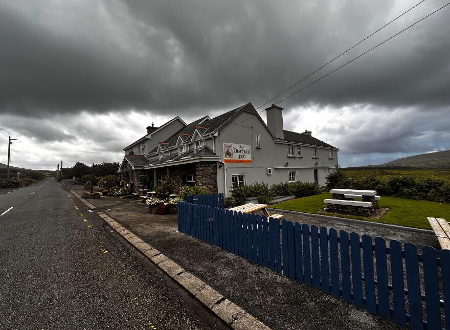 An Bothar Pub, Ballynavenooragh, Ballydavid, Tralee, Dingle