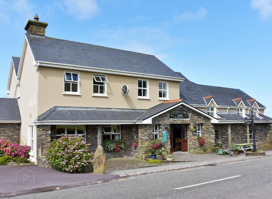 An Bothar Pub, Ballynavenooragh, Ballydavid, Tralee, Dingle