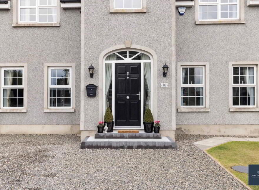 10 Laurelvale Grove, Donaghcloney, BT66 7GF