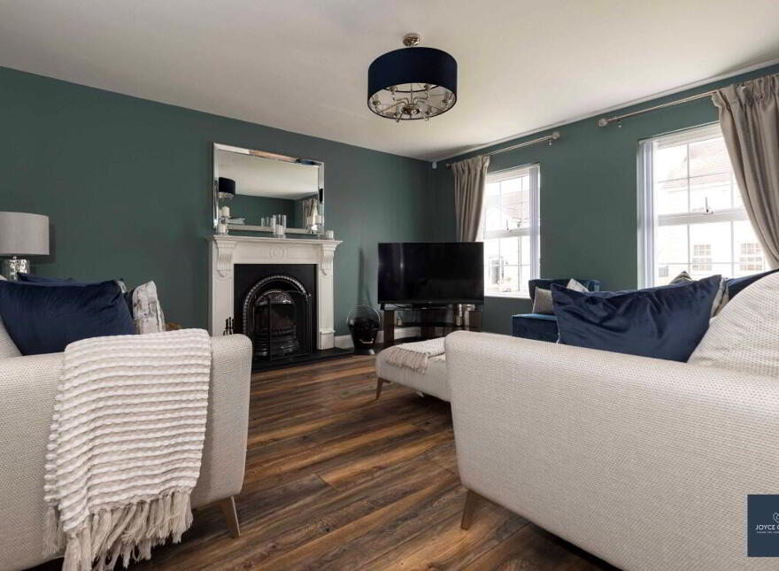 10 Laurelvale Grove, Donaghcloney, BT66 7GF