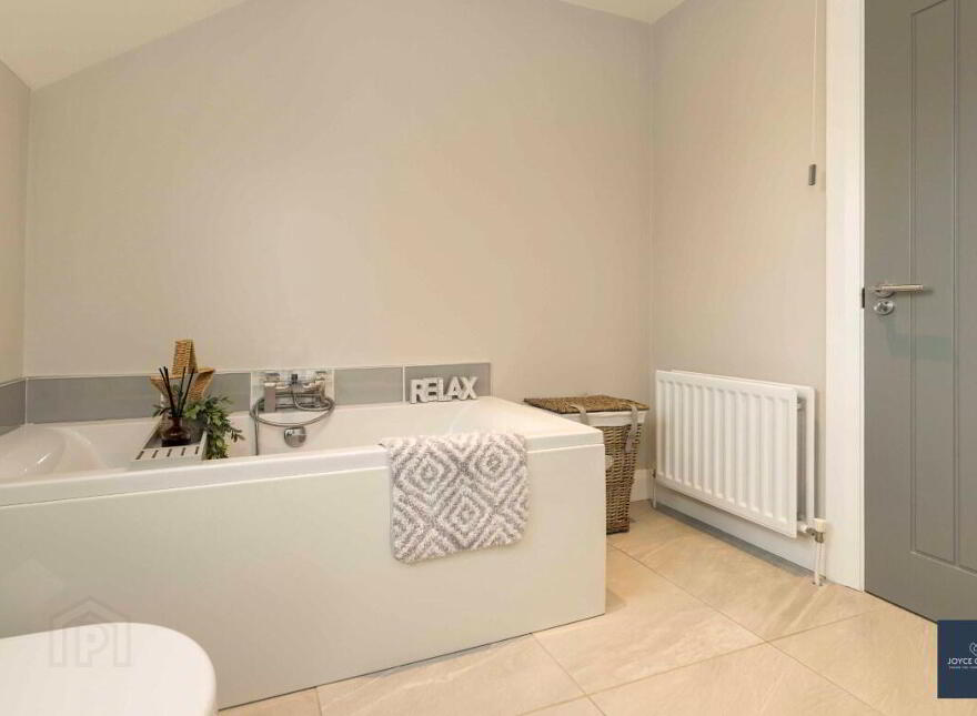 10 Laurelvale Grove, Donaghcloney, BT66 7GF