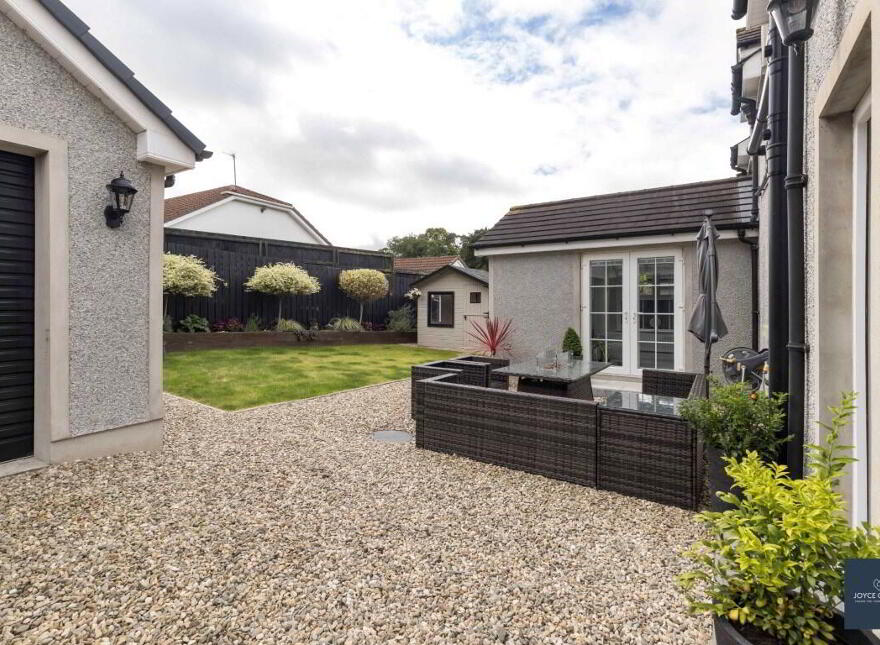 10 Laurelvale Grove, Donaghcloney, BT66 7GF