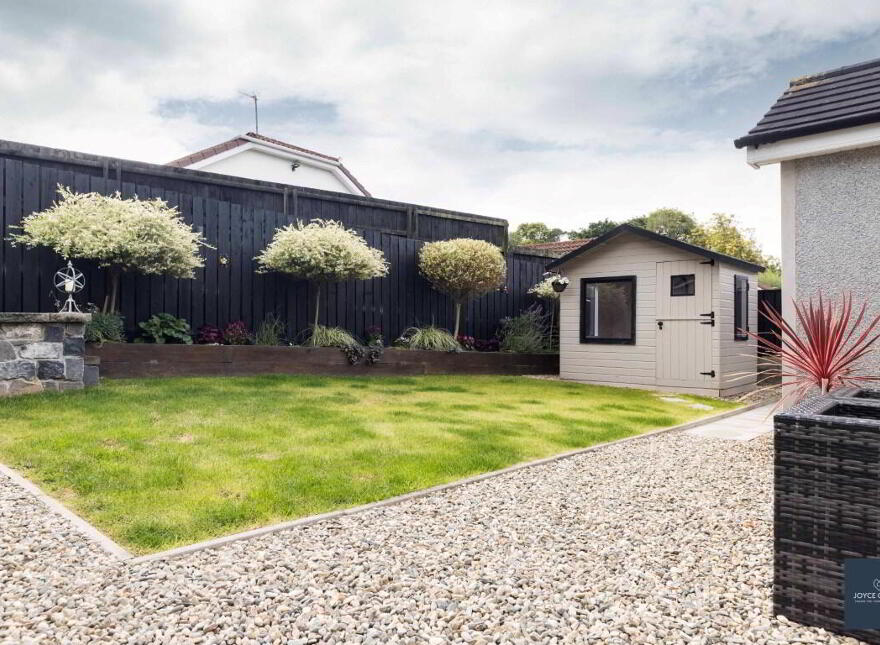 10 Laurelvale Grove, Donaghcloney, BT66 7GF
