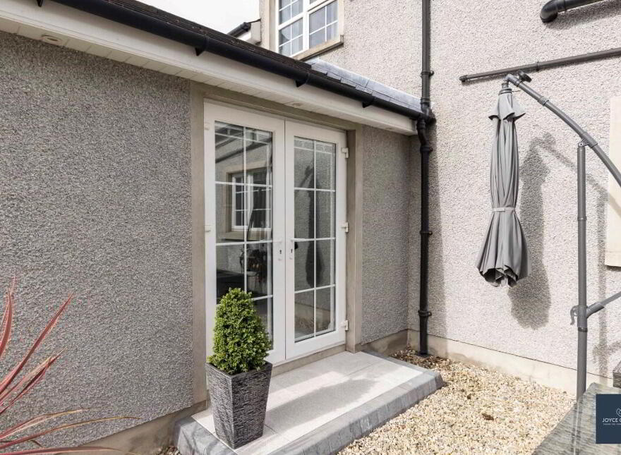 10 Laurelvale Grove, Donaghcloney, BT66 7GF