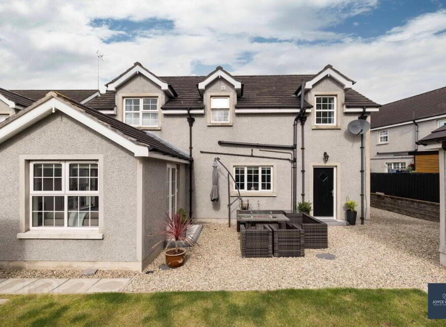10 Laurelvale Grove, Donaghcloney, BT66 7GF