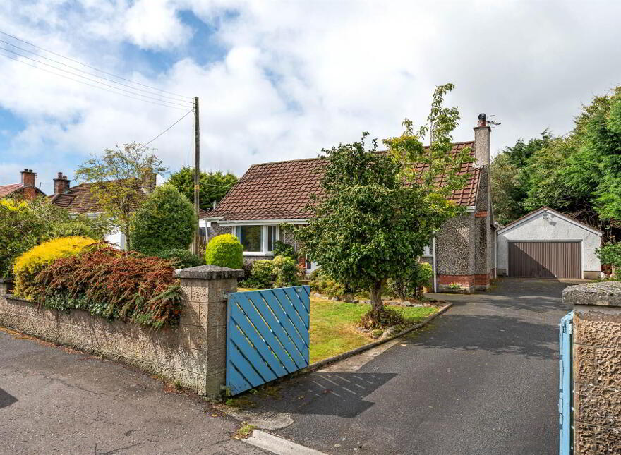 1 Houston Road, Crossnacreevy, Belfast, BT6 9SE photo