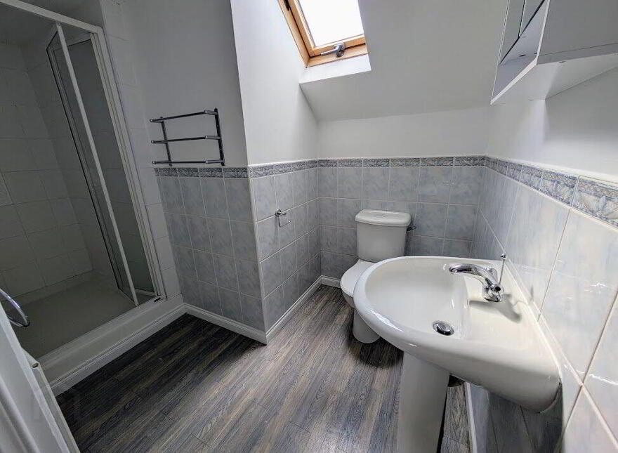 24d Cairndore Walk, Newtownards, BT23 8PE