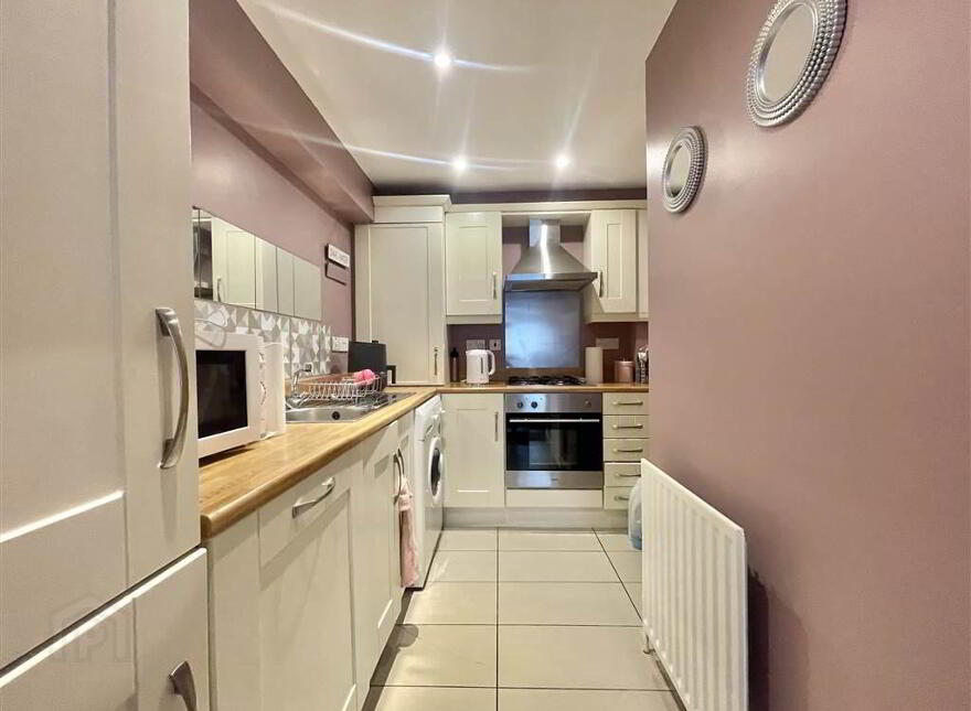 Apt 6 La Salle Court, 372 Falls Road, Belfast, BT12 6DG
