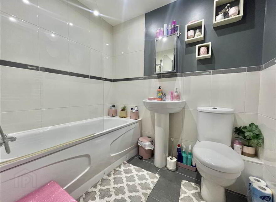 Apt 6 La Salle Court, 372 Falls Road, Belfast, BT12 6DG
