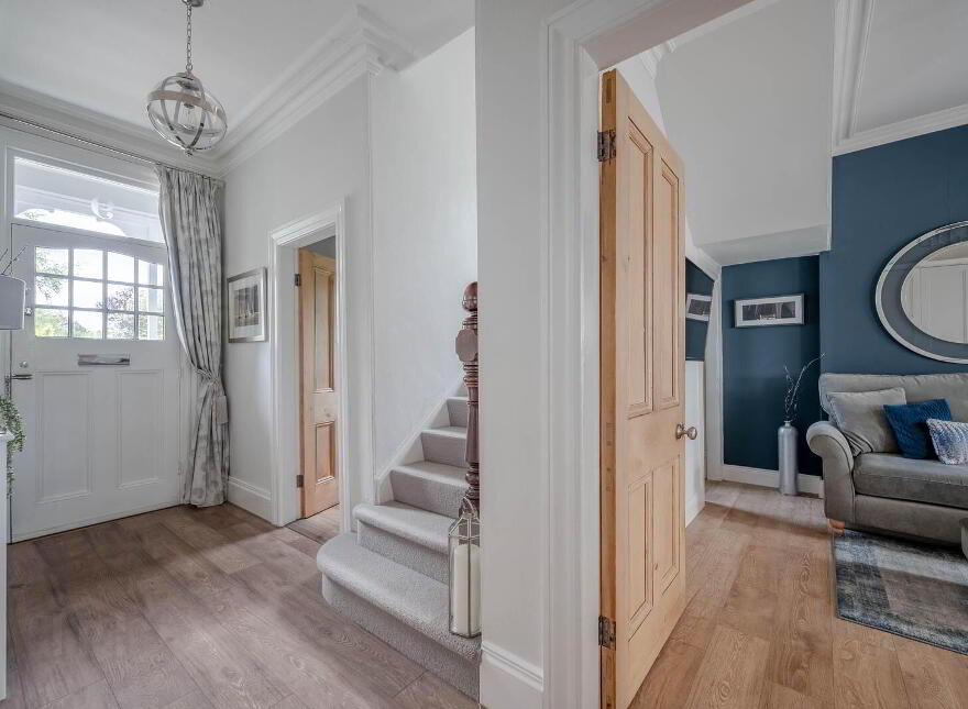 9 Raglan Road, Bangor, BT20 3TL