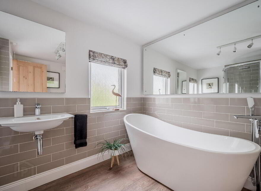 9 Raglan Road, Bangor, BT20 3TL