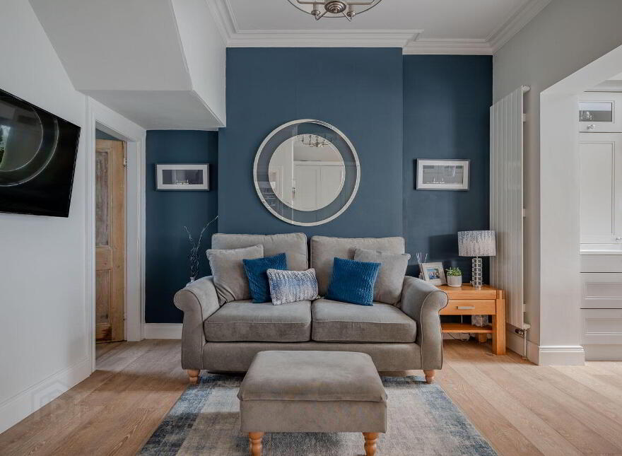 9 Raglan Road, Bangor, BT20 3TL