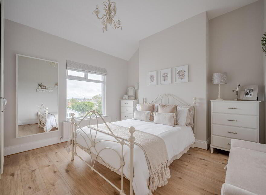 9 Raglan Road, Bangor, BT20 3TL