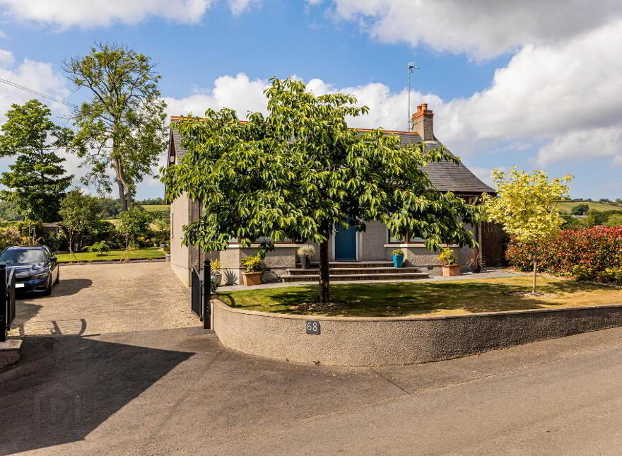 68 Beanstown Road, Lisburn, BT28 3UR