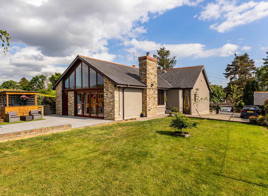68 Beanstown Road, Lisburn, BT28 3UR